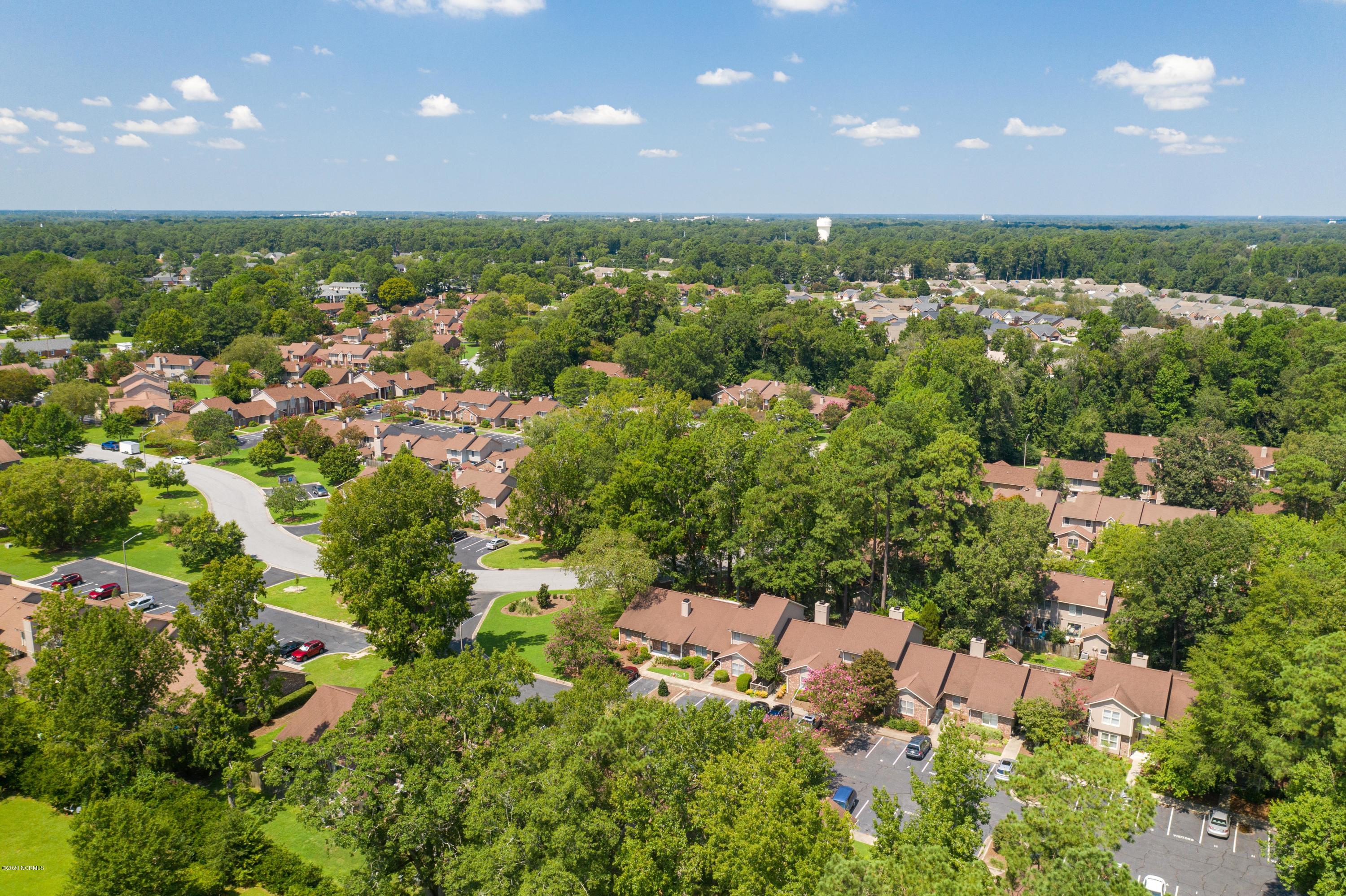 2005 Quail Ridge Road, Unit D Greenville, NC 27858 - Photo 29 of 31 2005 D Quail Ridge-13