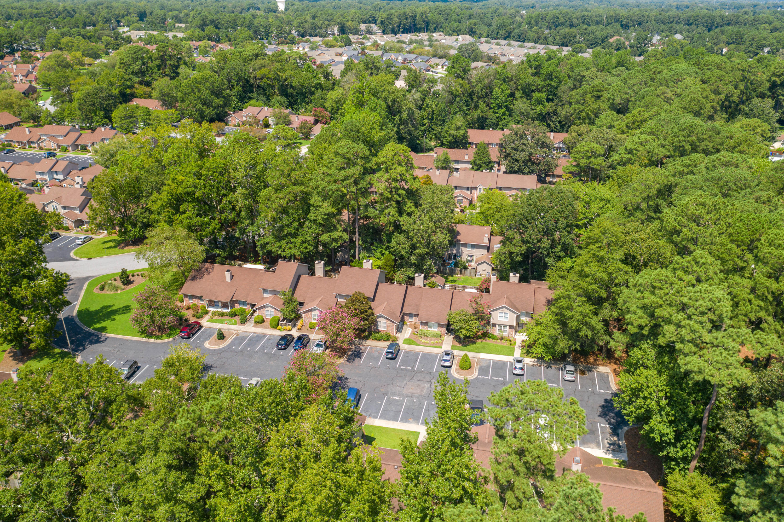 2005 Quail Ridge Road, Unit D Greenville, NC 27858 - Photo 30 of 31 2005 D Quail Ridge-14