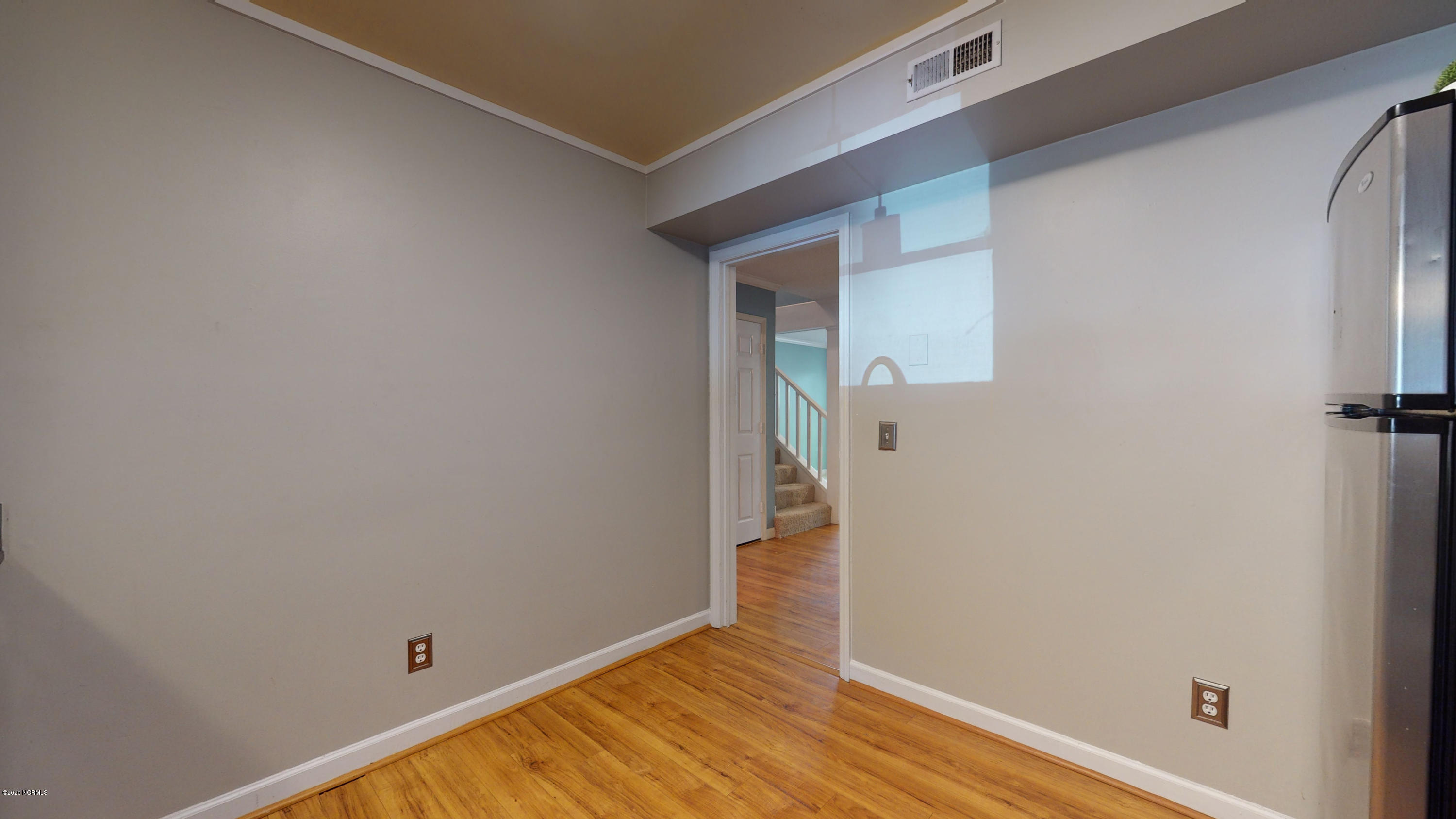 2005 Quail Ridge Road, Unit D Greenville, NC 27858 - Photo 10 of 31 2005 D Quail Ridge-16