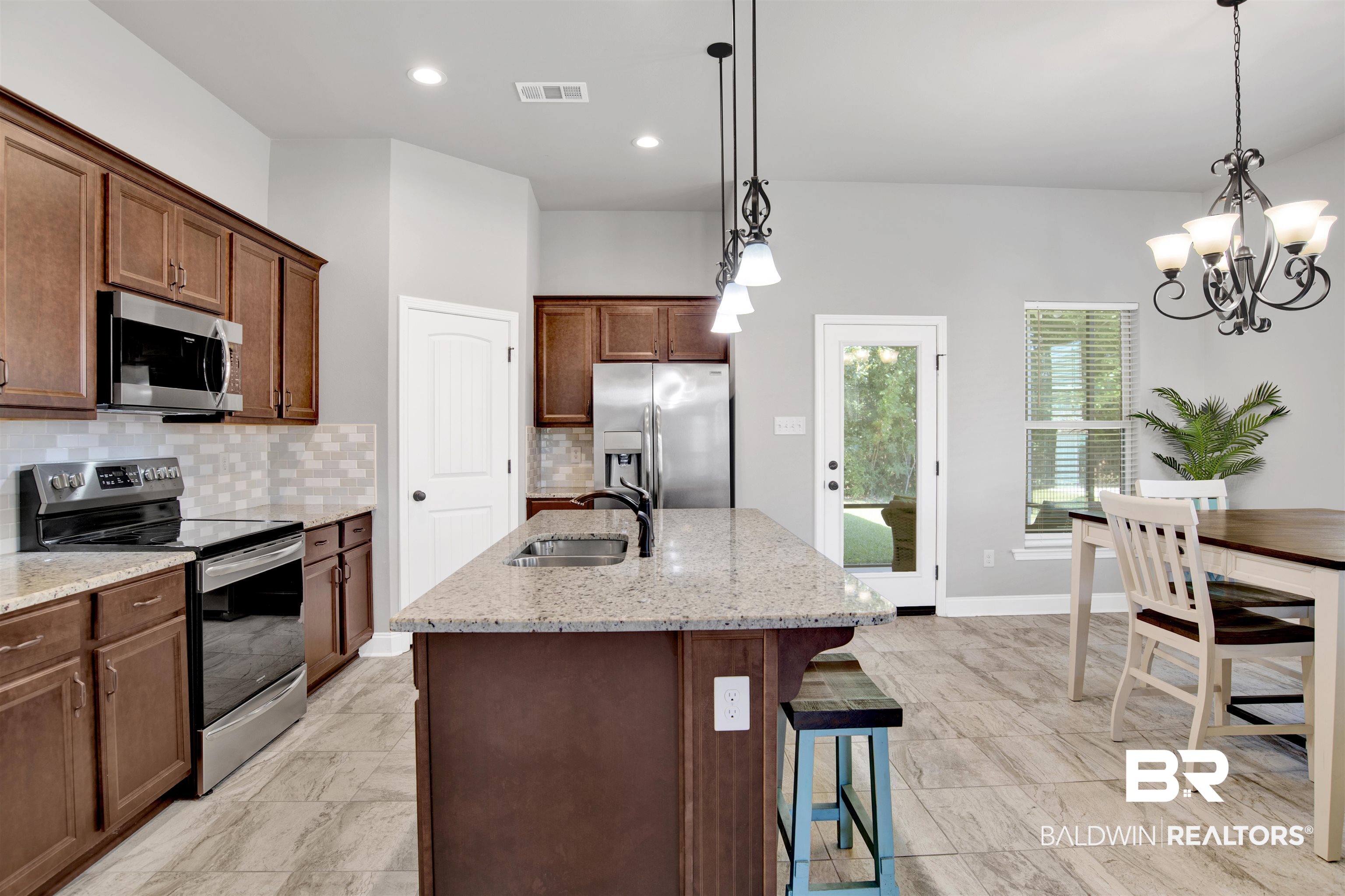 1392 Surrey Loop Foley, AL 36535 - Photo 13 of 35