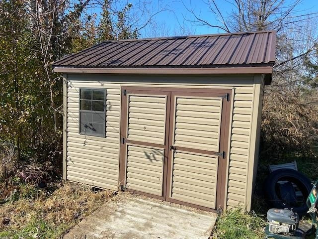 422 Hackett Ridge Road Brooksville, KY 41004 - Photo 11 of 13 Gallery Image 11