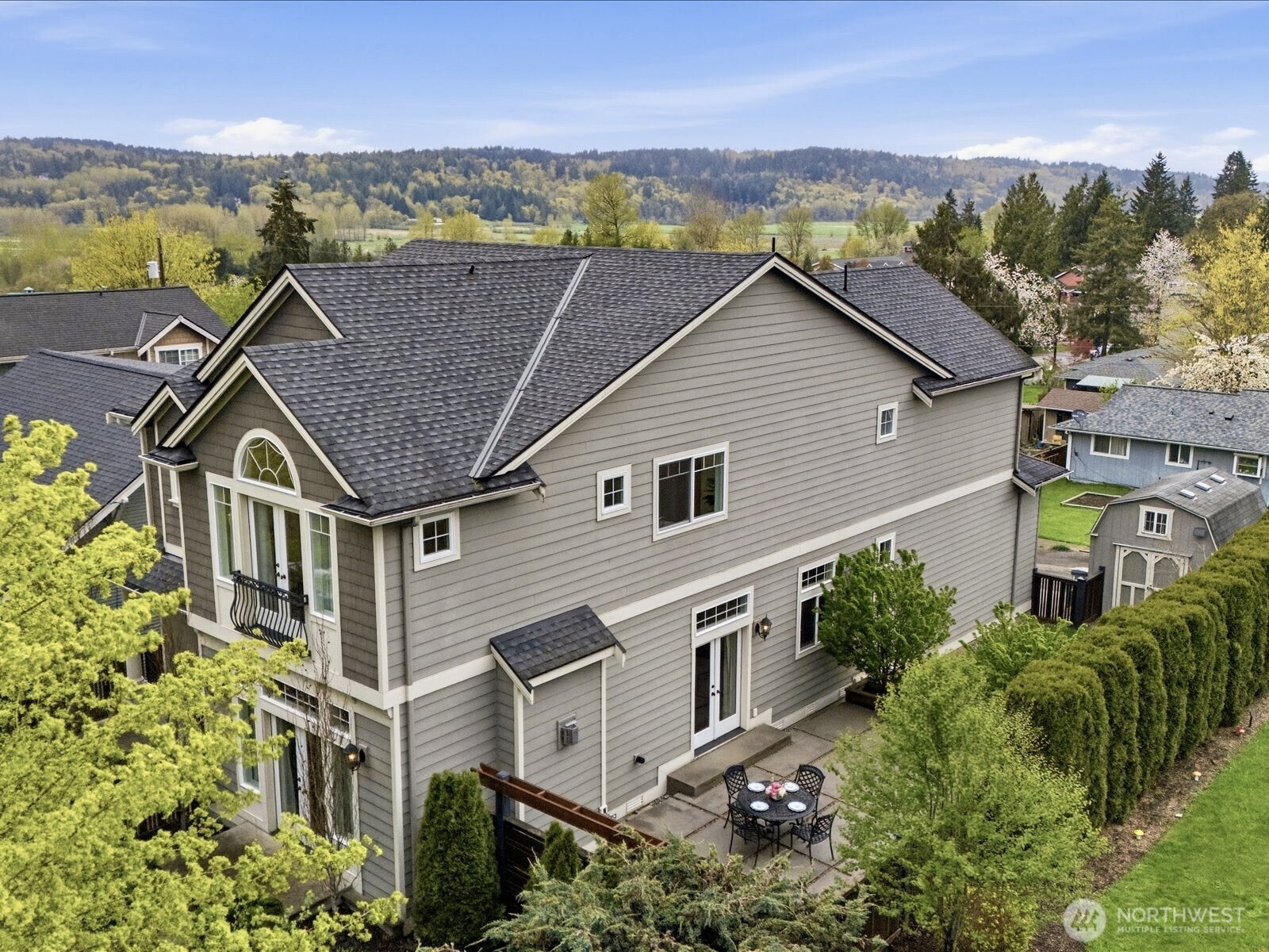 26620 Northeast Valley Street Duvall, WA 98019 - Photo 2 of 40