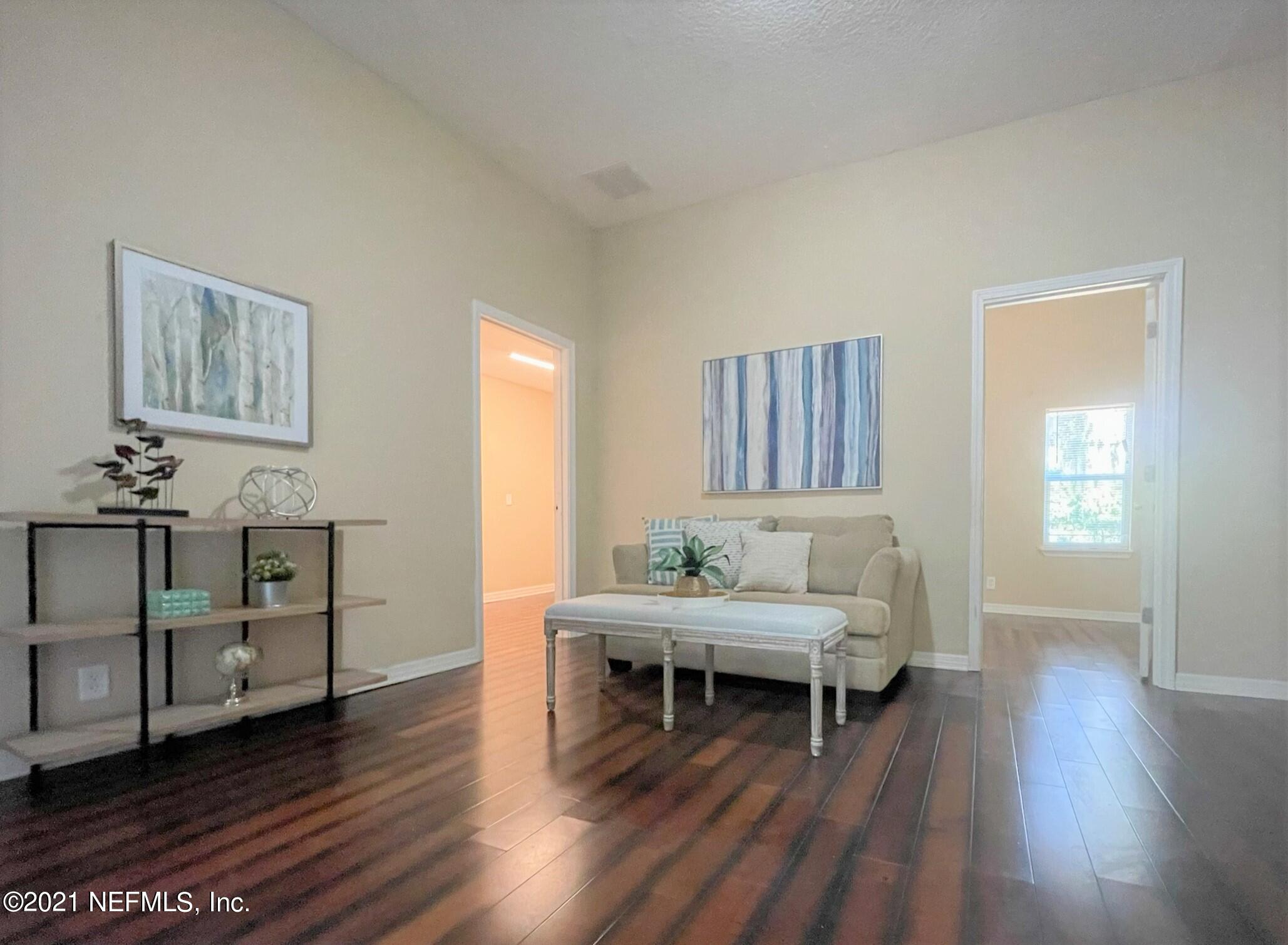 2157 Jernigan Road Jacksonville, FL 32207 - Photo 18 of 37 18 - Hall room