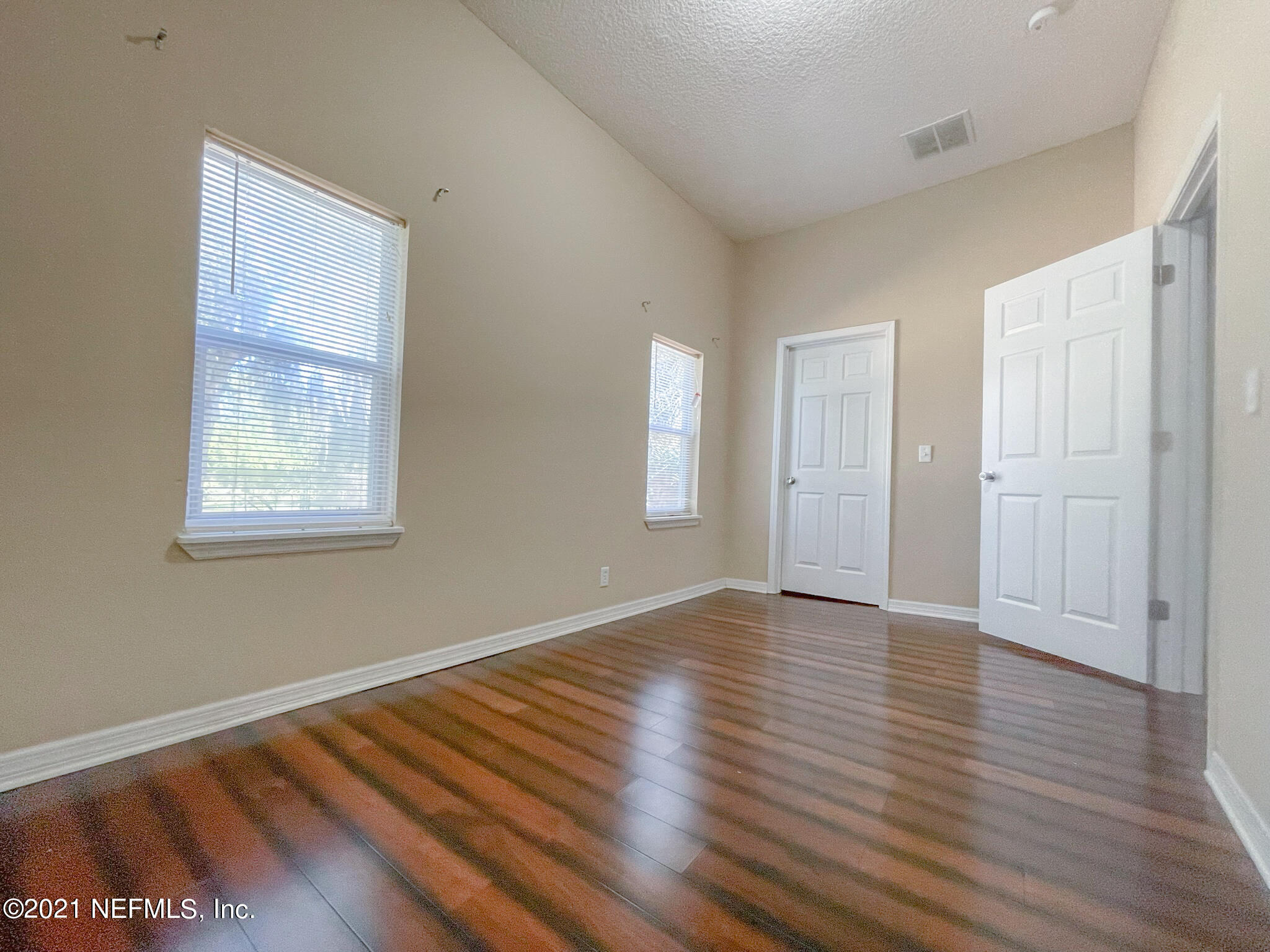 2157 Jernigan Road Jacksonville, FL 32207 - Photo 25 of 37 25 - Bedroom 2
