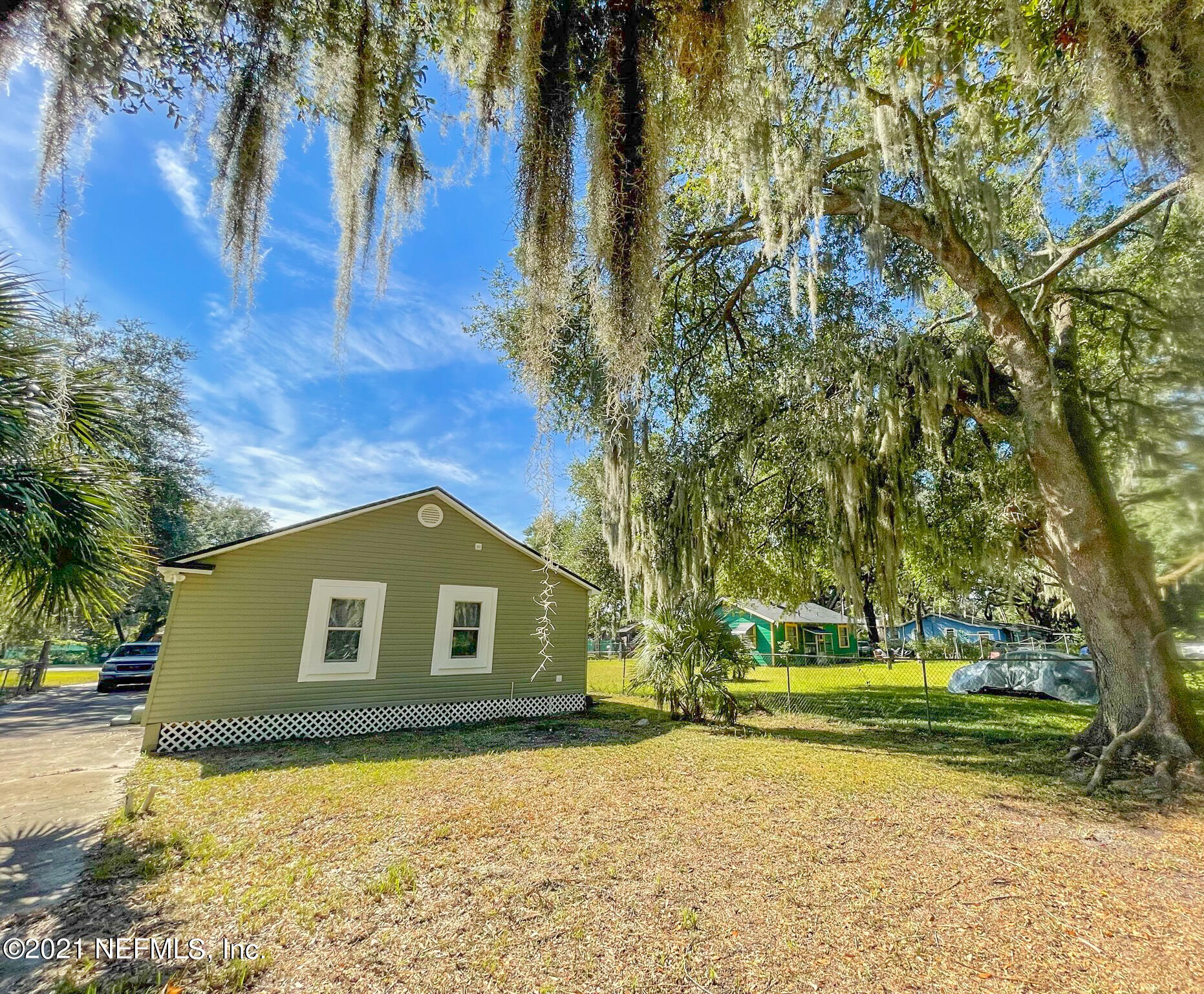 2157 Jernigan Road Jacksonville, FL 32207 - Photo 30 of 37 30 - Backyard