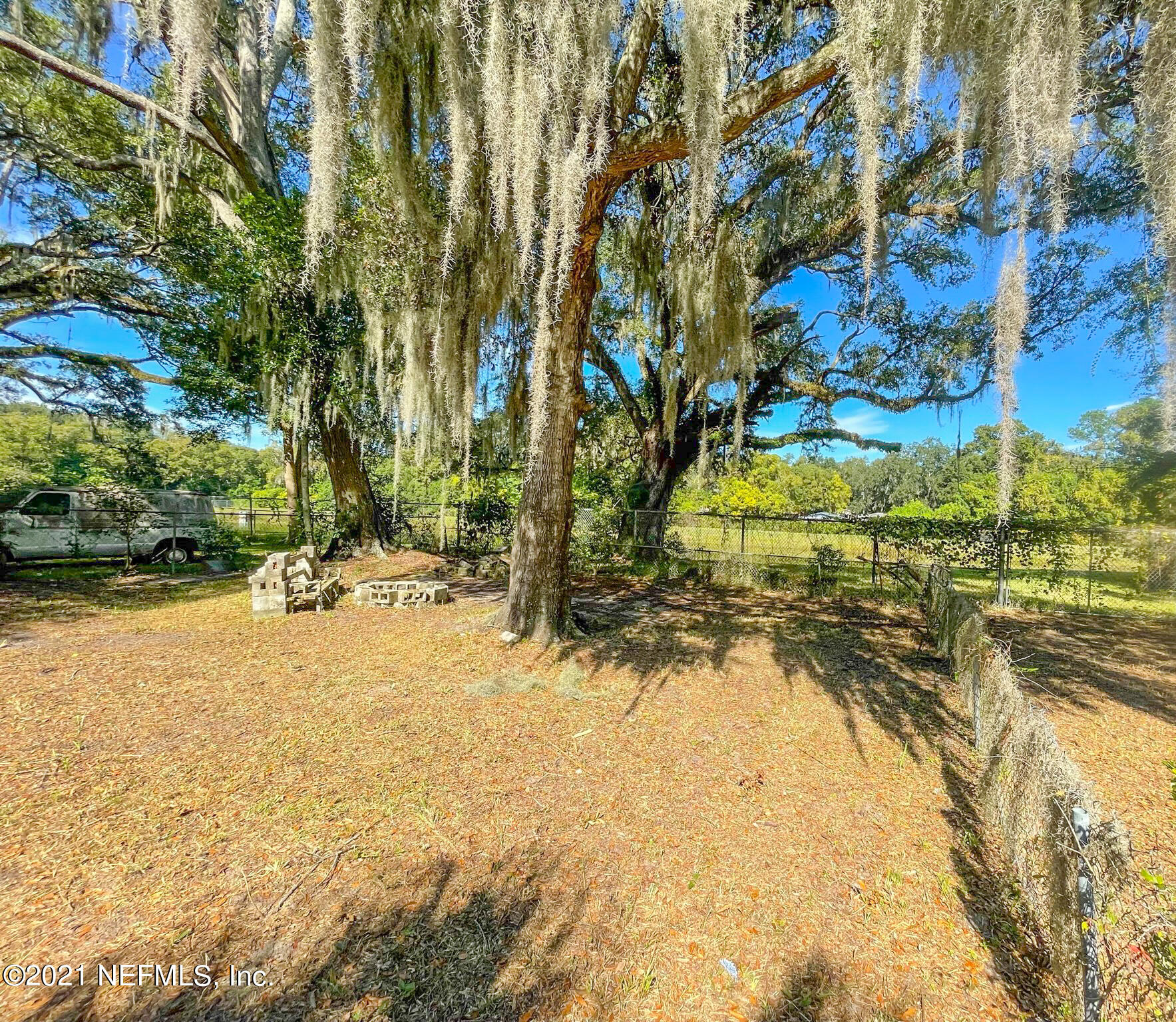 2157 Jernigan Road Jacksonville, FL 32207 - Photo 34 of 37 34 - Backyard