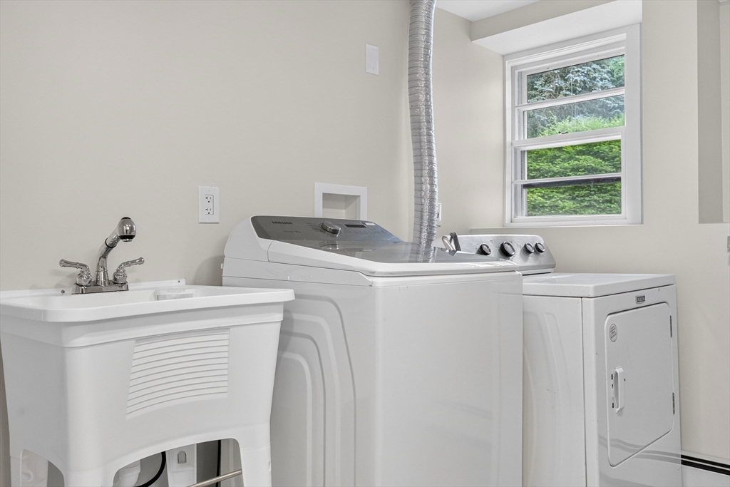 48 Oxford Road Westwood, MA 02090 - Photo 27 of 42 Gallery Image 27