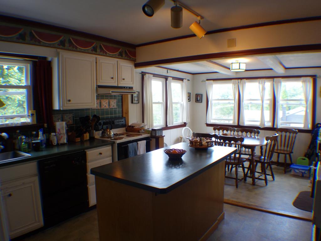 99 Back River Road Dover, NH 03820 - Photo 2 of 11