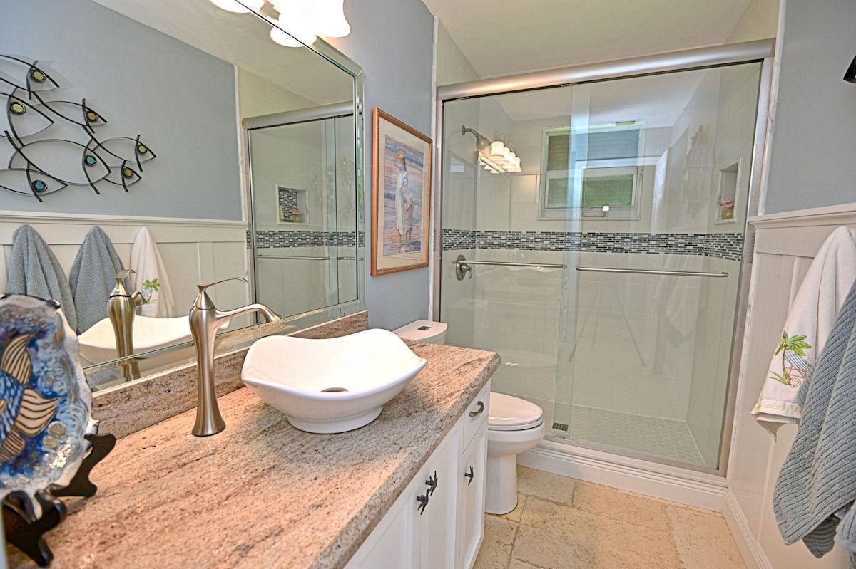 12899 Barrow Road North Palm Beach, FL 33408 - Photo 14 of 25 15-Lc0jhjGUR5CLdM59zYNr_thumbnail%5B4%5D