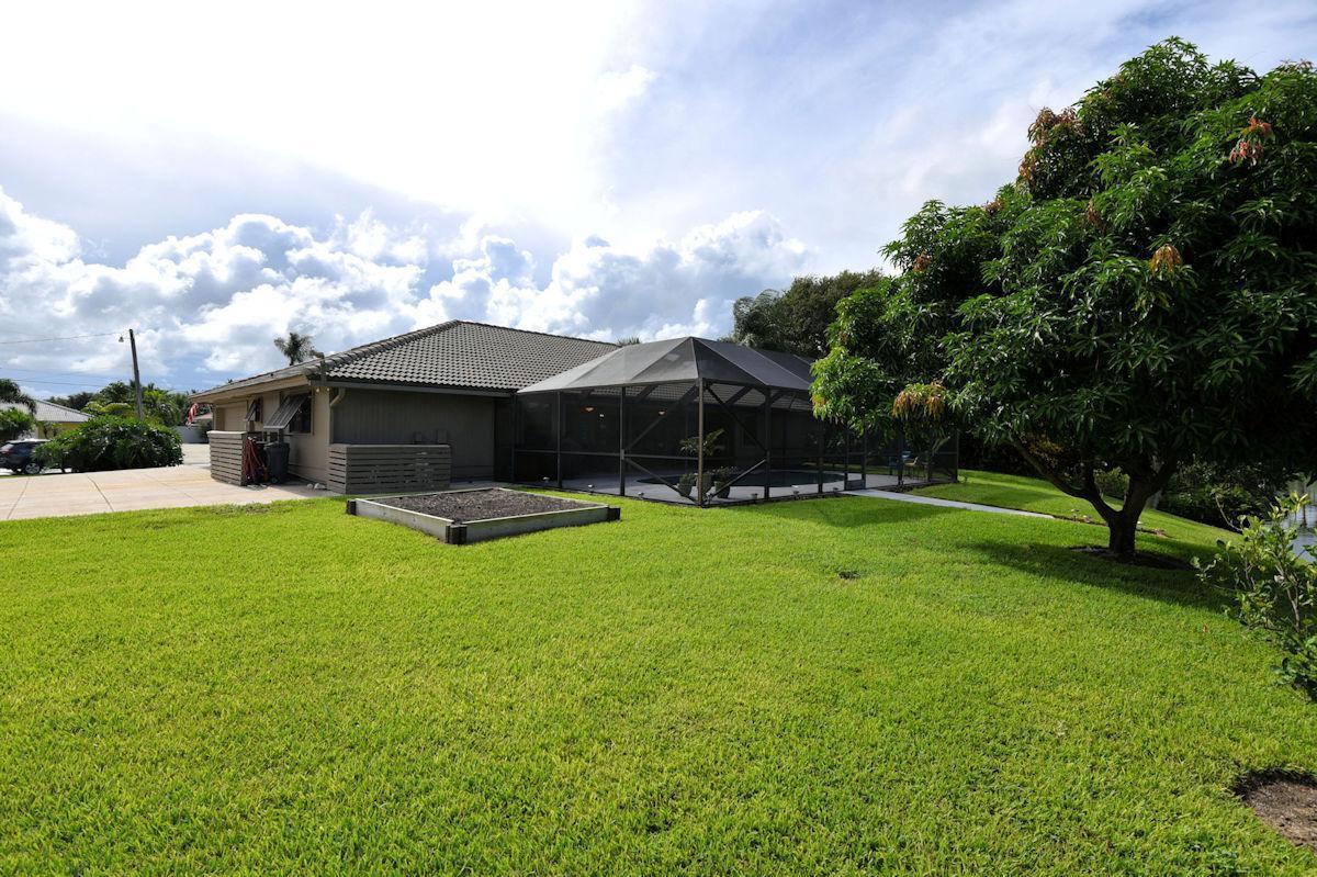12899 Barrow Road North Palm Beach, FL 33408 - Photo 19 of 25 20-UI6BKiK1TXCiydT6U5yY_thumbnail%5B8%5D