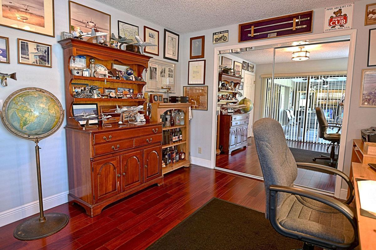 12899 Barrow Road North Palm Beach, FL 33408 - Photo 9 of 25 10-0tA426JGTZy6aa4dh0dh_thumbnail%5B1%5D