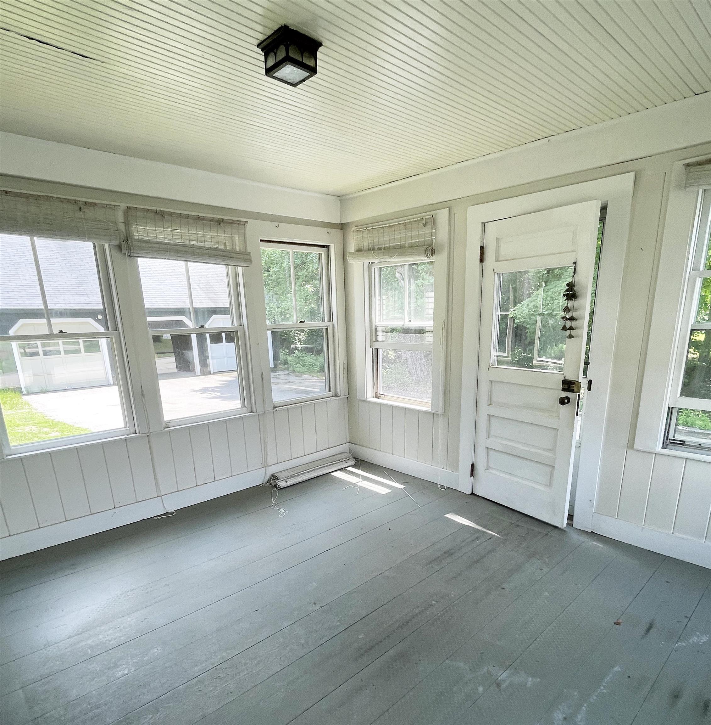 16 Naticook Road Merrimack, NH 03054 - Photo 5 of 39 Gallery Image 5