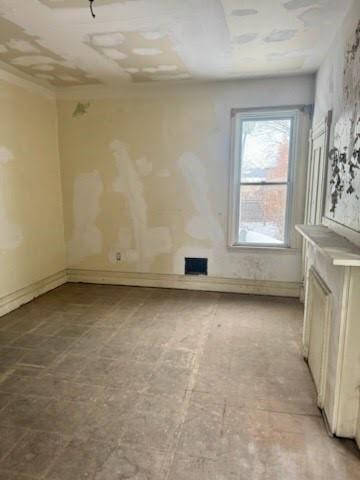619 Frederick Street McKees Rocks, PA 15136 - Photo 8 of 11 an empty room with windows