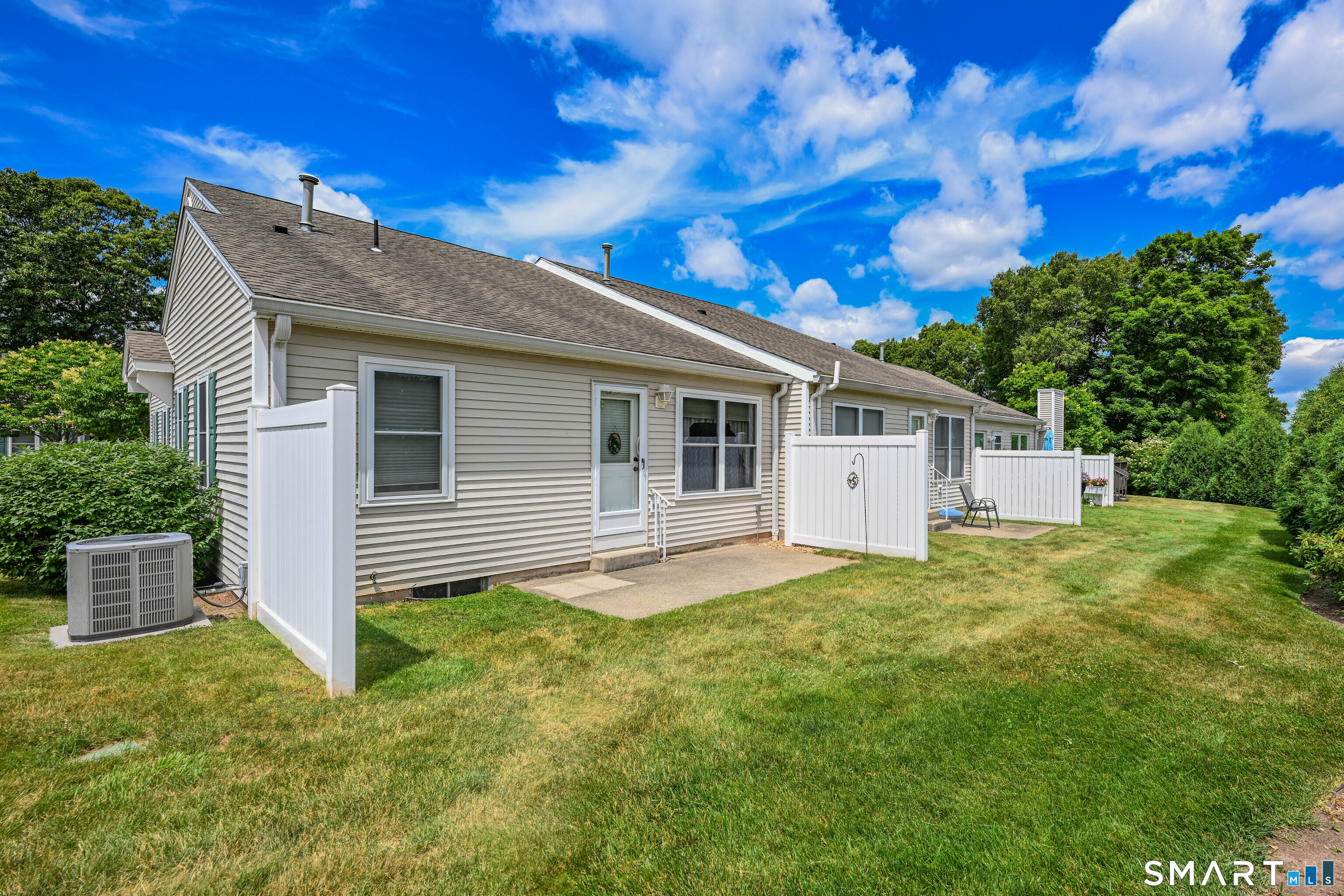 621 Overlook Path, Unit 621 Southington, CT 06489 - Photo 30 of 34
