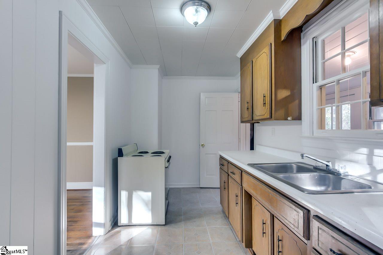 3409 Saluda Dam Road Easley, SC 29640 - Photo 11 of 33 Gallery Image 11