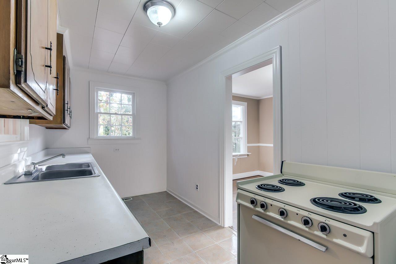 3409 Saluda Dam Road Easley, SC 29640 - Photo 12 of 33 Gallery Image 12