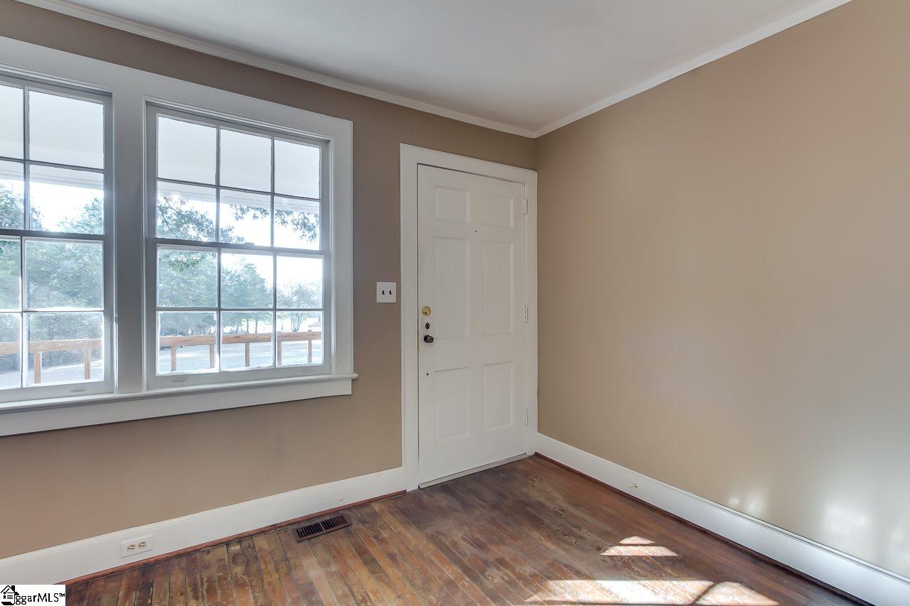 3409 Saluda Dam Road Easley, SC 29640 - Photo 4 of 33 Gallery Image 4