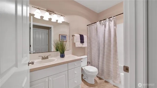 $385,000 | 2104 Palisade Boulevard, Unit B7, DuPont, WA 98327