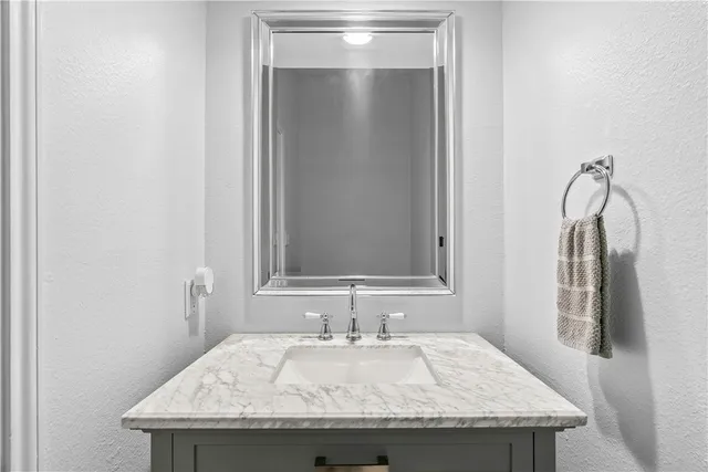 $224,900 | 210 Oak Bay Drive, Unit 1203 1203, Rockport, TX 78382