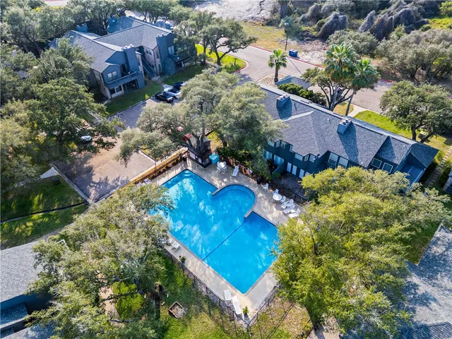 $224,900 | 210 Oak Bay Drive, Unit 1203 1203, Rockport, TX 78382