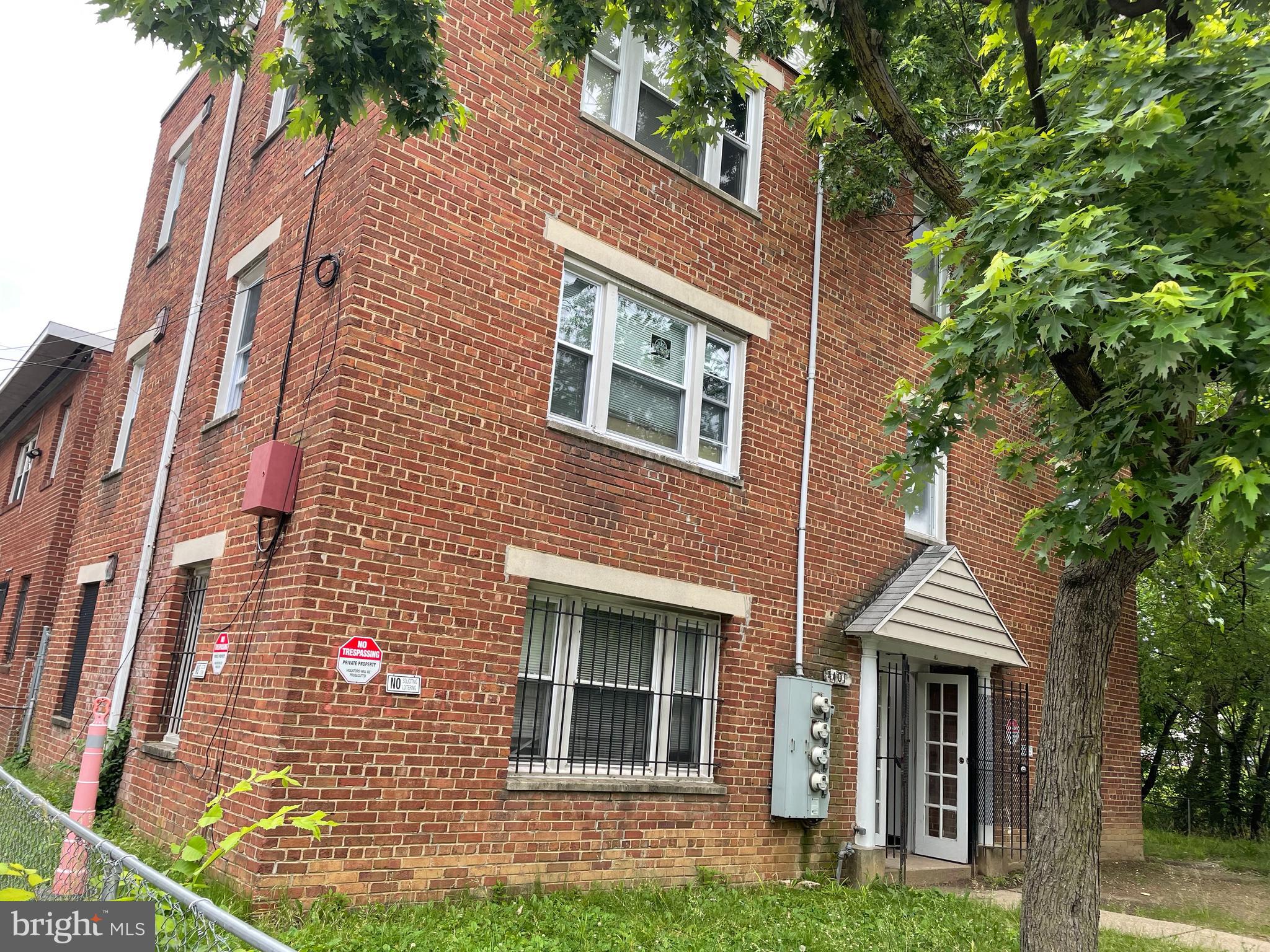 4401 Gault Place Northeast Washington, DC 20019 - Photo 2 of 6