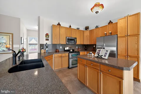 $525,000 | 4 Redbud Drive, Sicklerville, NJ 08081