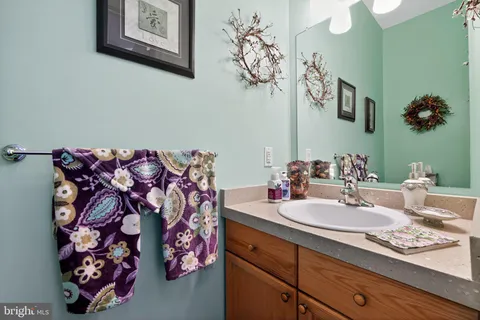 $525,000 | 4 Redbud Drive, Sicklerville, NJ 08081