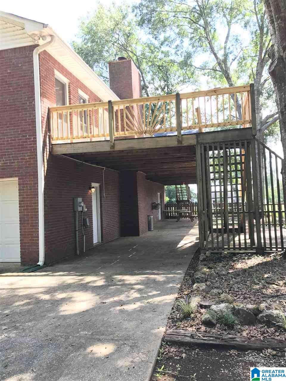 185 Carleton Point Lane Wilsonville, AL 35186 - Photo 3 of 48