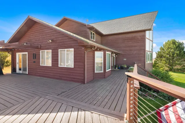 $1,495,000 | 1199 Walker Road, Viola, ID 83872