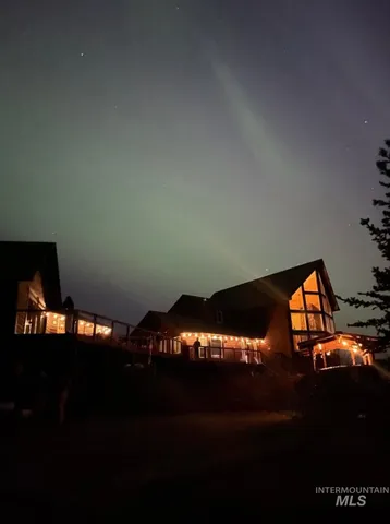 $1,495,000 | 1199 Walker Road, Viola, ID 83872