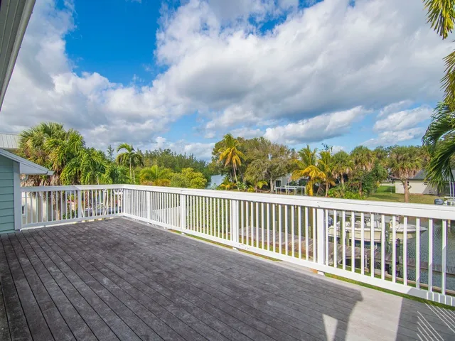 $1,300,000 | 721 Shore Drive, Vero Beach, FL 32963