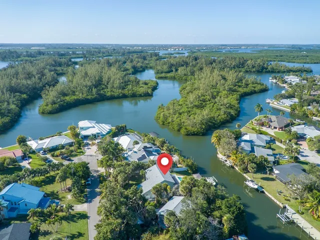 $1,300,000 | 721 Shore Drive, Vero Beach, FL 32963