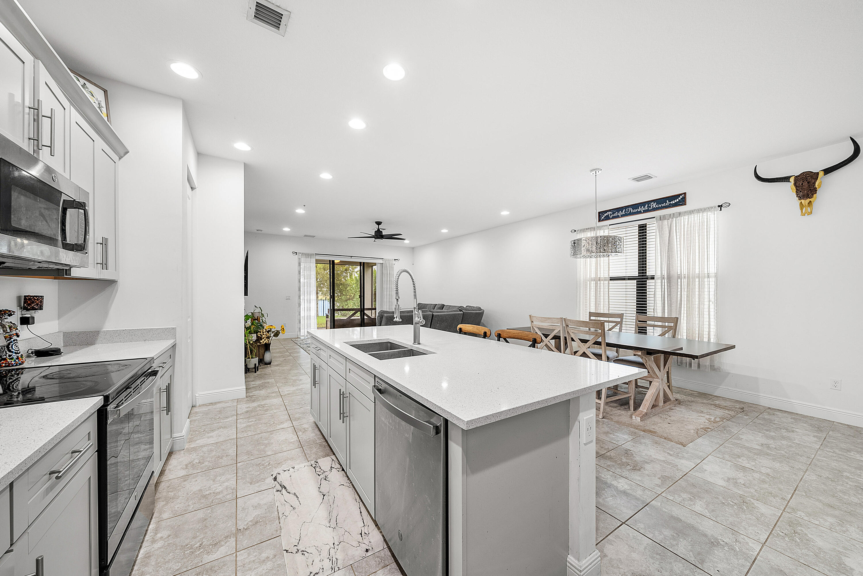 5478 Starfish Road Westlake, FL 33470 - Photo 13 of 51 013-5478StarfishRoad-Westlake-FL-33470-F