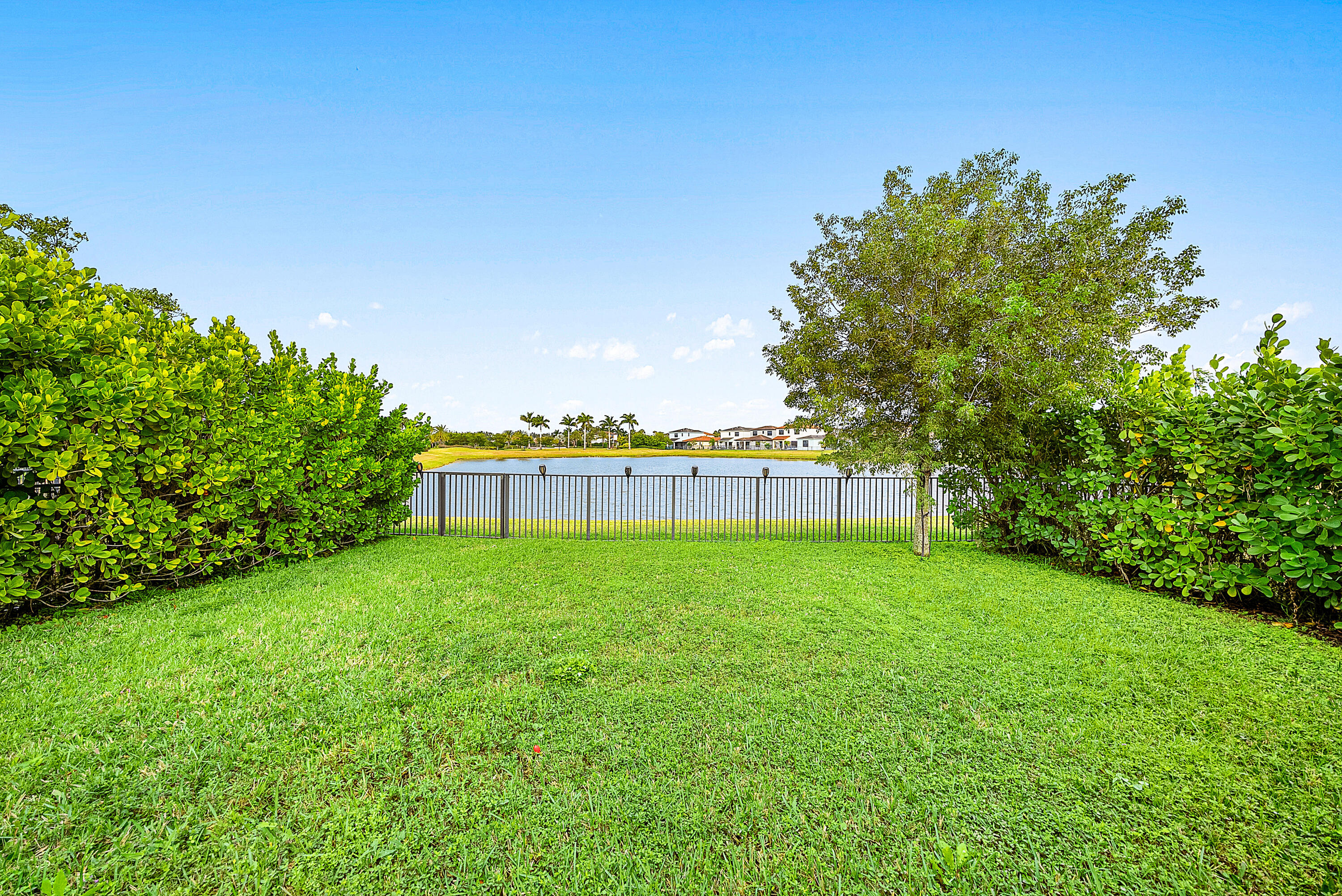 5478 Starfish Road Westlake, FL 33470 - Photo 33 of 51 033-5478StarfishRoad-Westlake-FL-33470-F