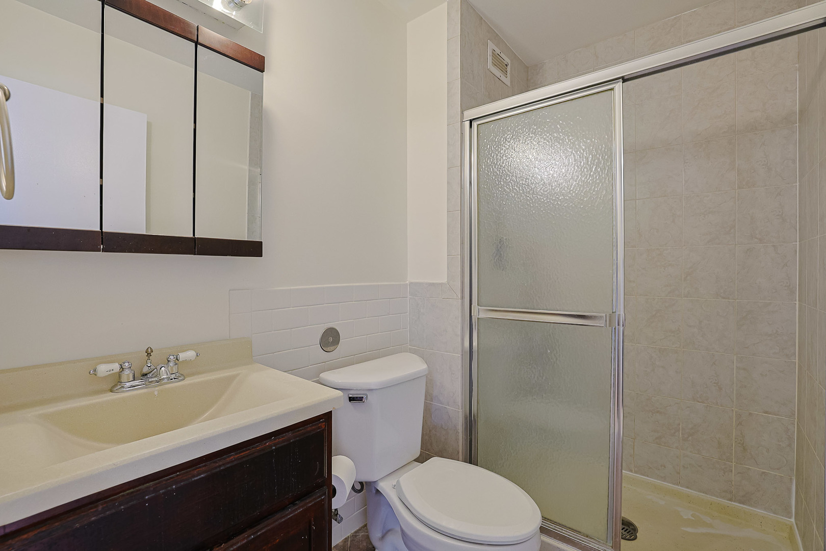 8815 West Golf Road, Unit 6I Niles, IL 60714 - Photo 17 of 28