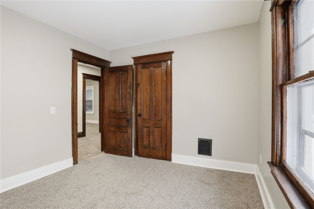 275 Parsells Avenue Rochester, NY 14609 - Photo 16 of 29