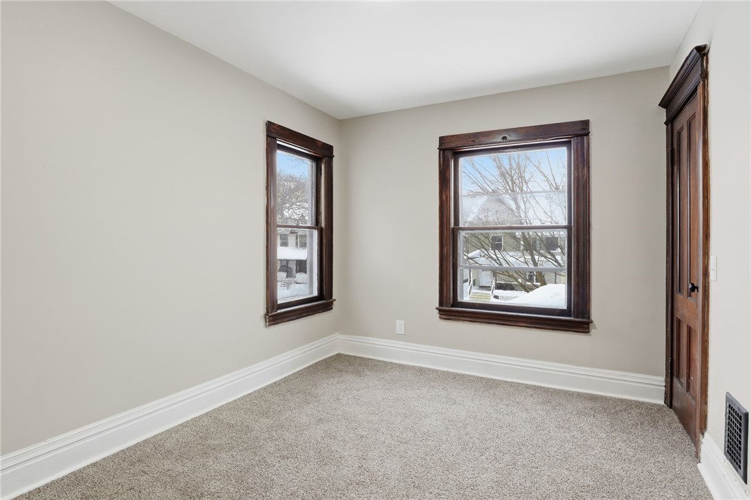 275 Parsells Avenue Rochester, NY 14609 - Photo 17 of 29