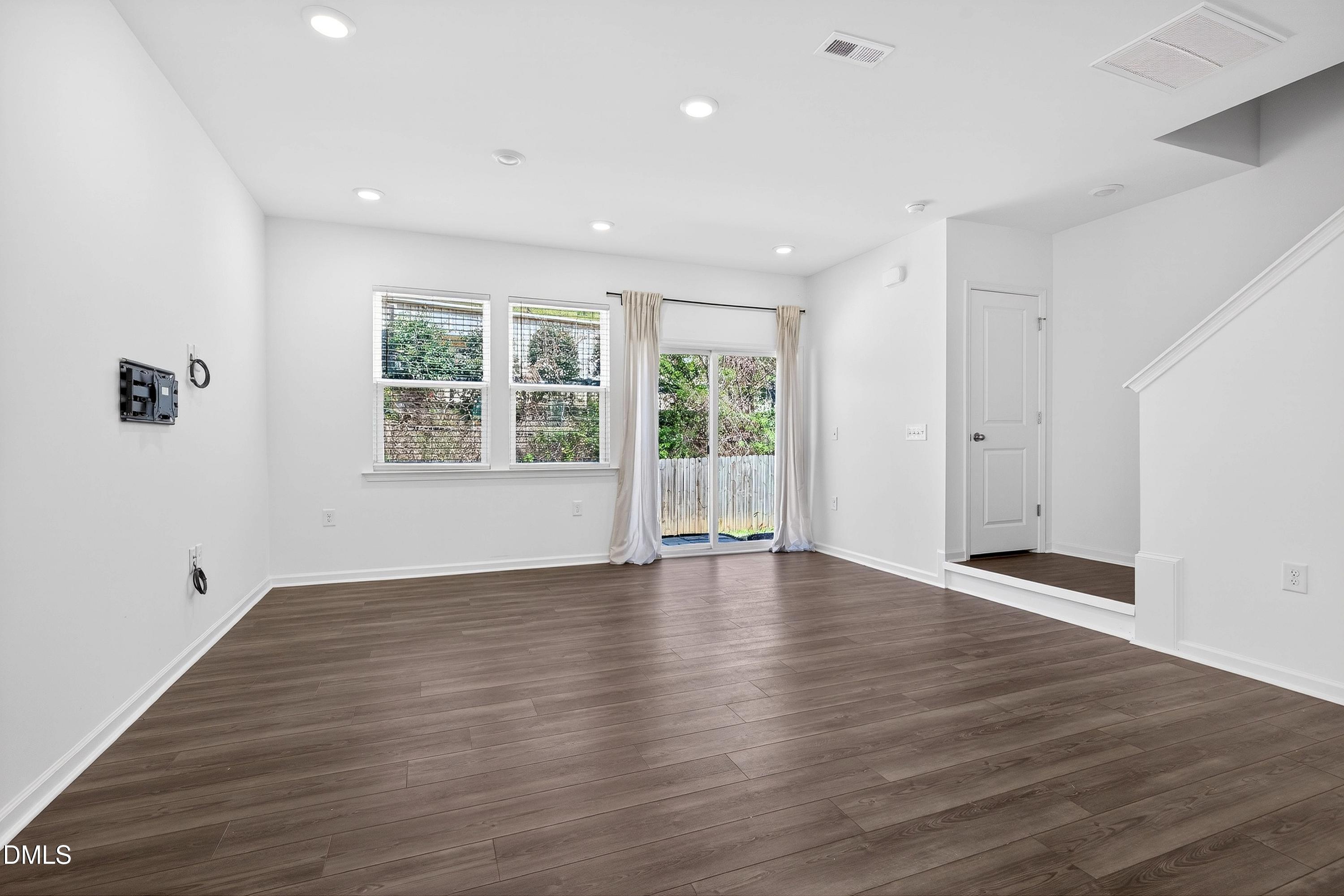 567 Hacksaw Trail Raleigh, NC 27610 - Photo 9 of 39 Gallery Image 9