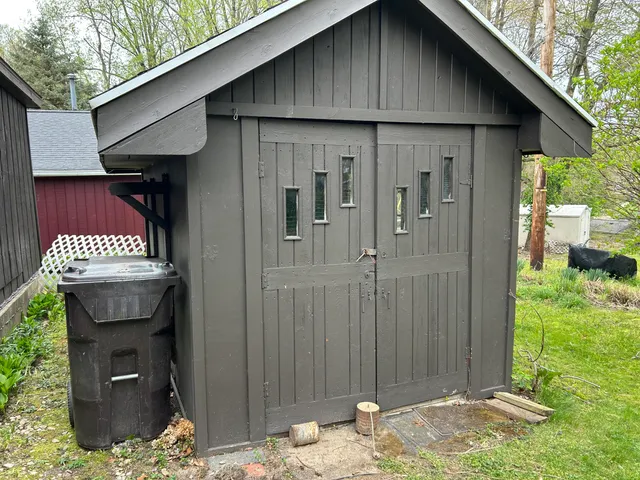 $199,000 | 50177 3rd Street, Dowagiac, MI 49047