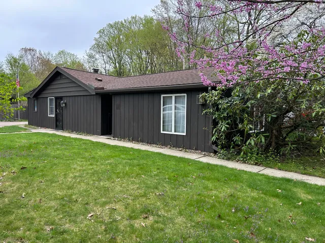 $199,000 | 50177 3rd Street, Dowagiac, MI 49047