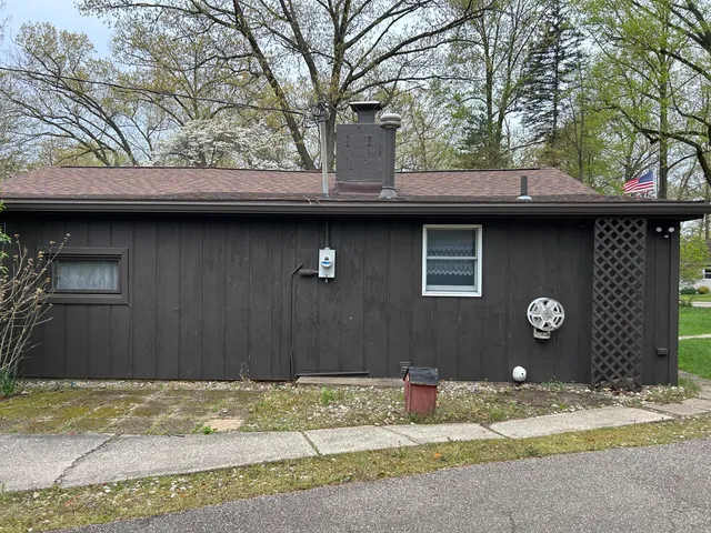 $199,000 | 50177 3rd Street, Dowagiac, MI 49047