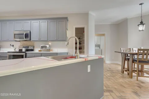 $260,000 | 209 Silver Creek Circle, Lafayette, LA 70508