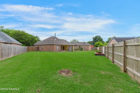 $260,000 | 209 Silver Creek Circle, Lafayette, LA 70508