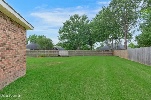 $260,000 | 209 Silver Creek Circle, Lafayette, LA 70508