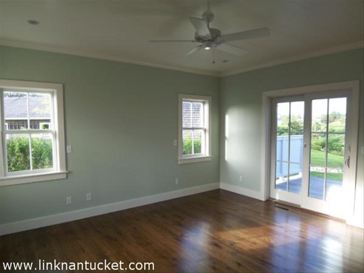 29 Pilgrim Road Nantucket, MA 02554 - Photo 10 of 21 Gallery Image 10