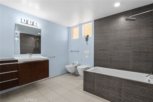 a view of a bench in the balcony