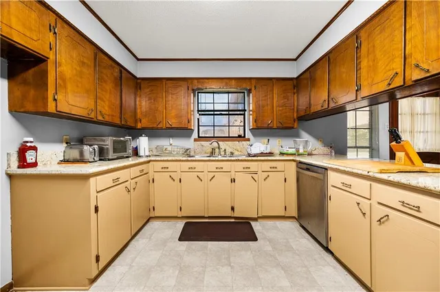 $450,000 | 5220 Argonne Boulevard, Alexandria, LA 71303