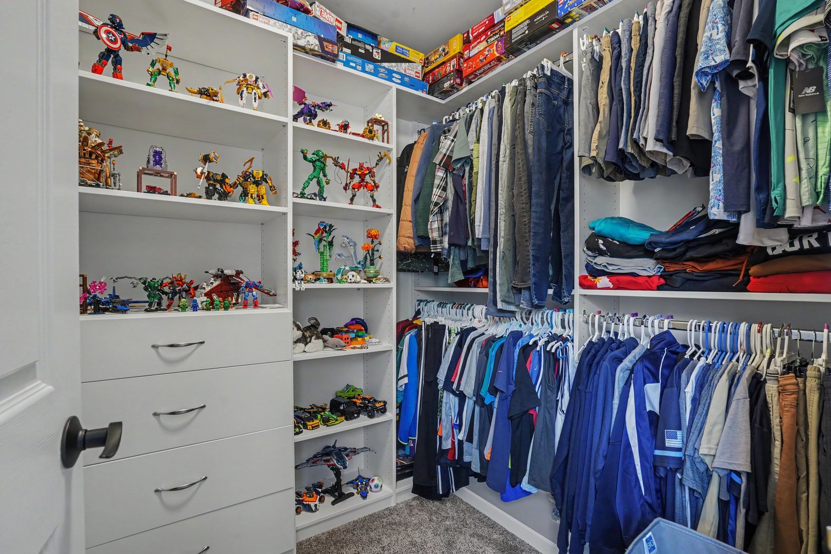 2989 Wagon Road Elgin, IL 60124 - Photo 16 of 25 Gallery Image 16