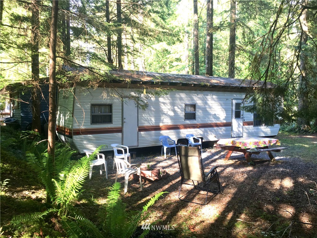 501 Gold Nuget Road Deming, WA 98244 - Photo 3 of 14 Gallery Image 3