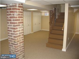 133 Mill Road Havertown, PA 19083 - Photo 10 of 12 Family Room
